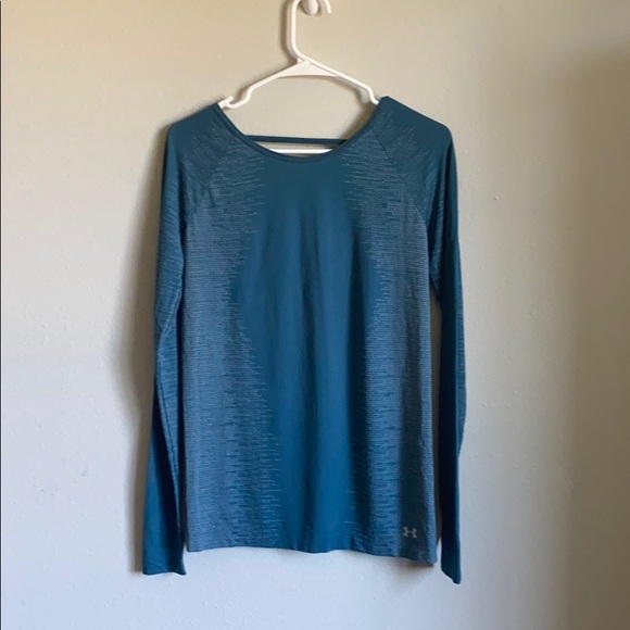 Under Armour Tops - Under Armour threadborne long sleeve workout tee